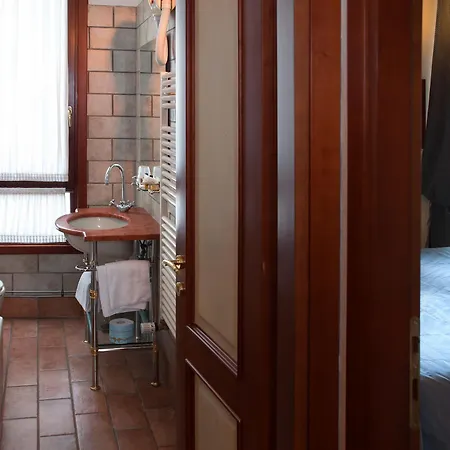Ai Due Fanali Adults Only 3*