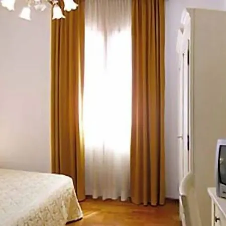 Altieri Hotel 3*