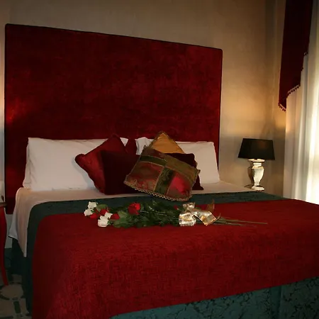 Palazzo Del Giglio Hotel