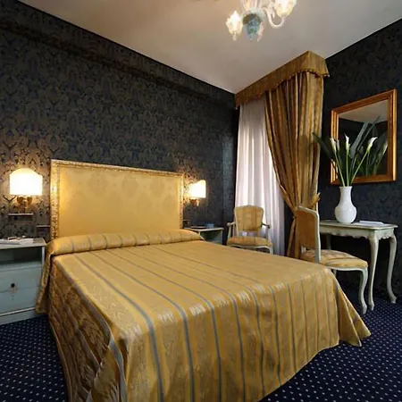 Hotel Castello 3*