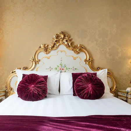A Tribute To Music Residenza Guest house