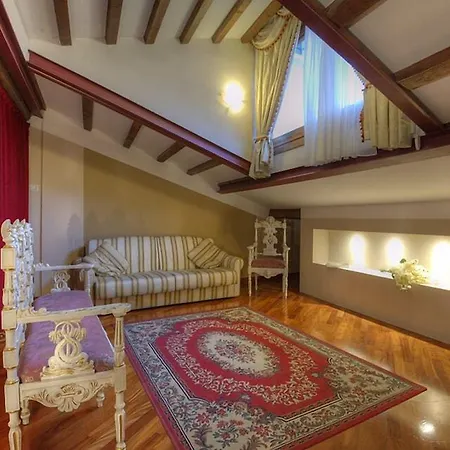 Ca' Dell'arte Apartment