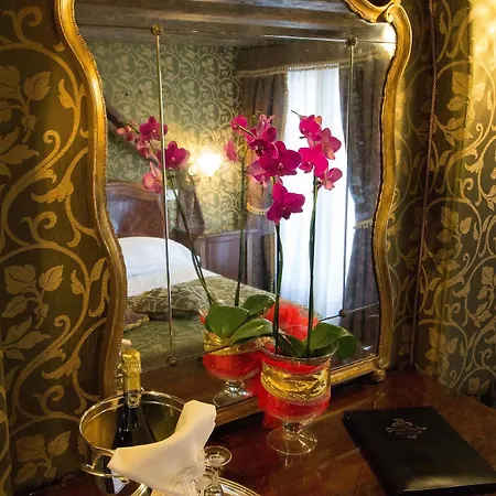 Ξενοδοχείο Palazzo Abadessa 4*