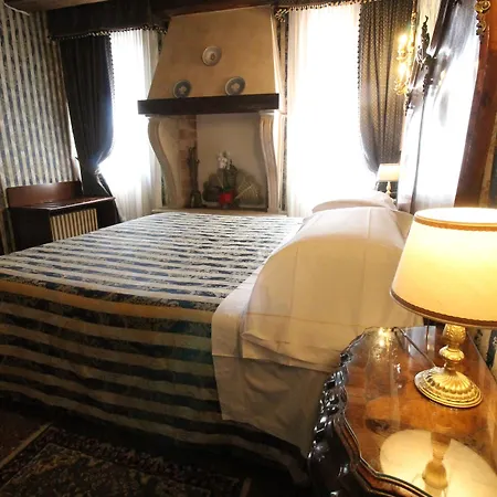 Palazzo Abadessa Ξενοδοχείο 4*