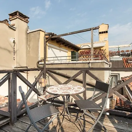 312 Piazza San Marco Konukevi Venedik