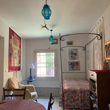At The Heart Of Apartment *