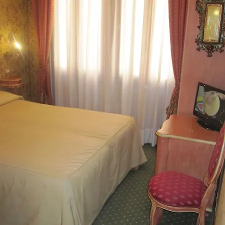 Ca' Del Brocchi Bed and breakfast 2*
