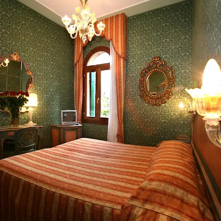 Ca' Del Brocchi Bed and breakfast 2*