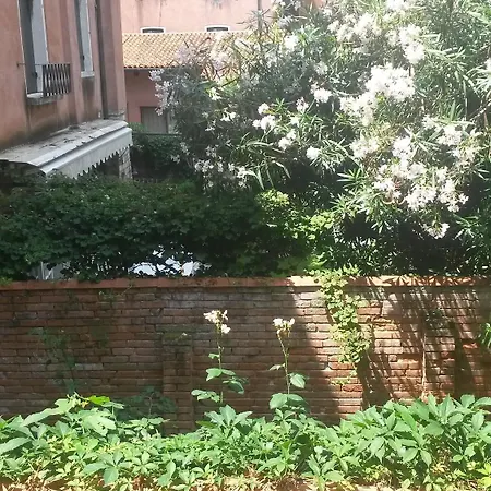 Ca' Del Brocchi Bed and breakfast