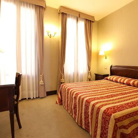 Bed & Breakfast Residenza Goldoni Benátky