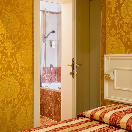 Residenza Goldoni 3* Венеция