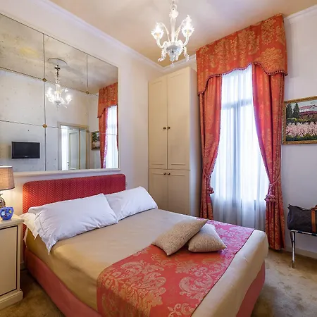 Palazzo Odoni 3* Venedik