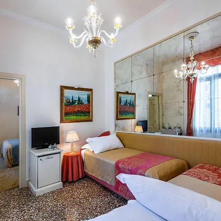 Palazzo Odoni Konukevi 3*