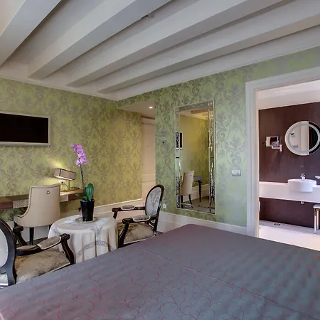 Moresco Hotel