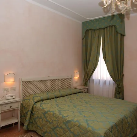 Bed & Breakfast Casa Mimma 3*