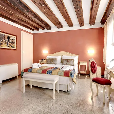 Ca' Riza 2* Venice