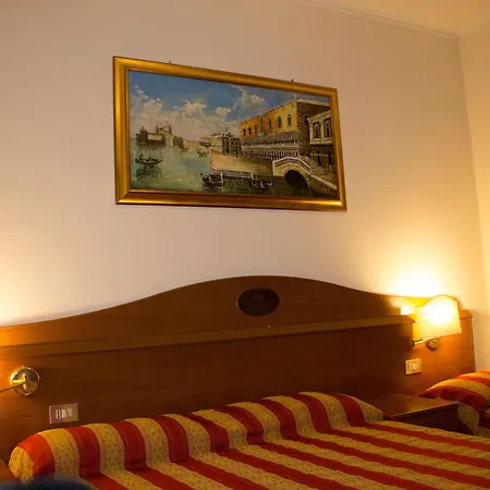 Tito Hotel Mestre