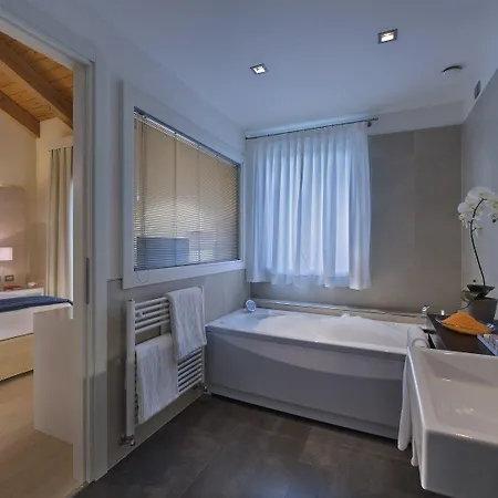 Annia Park Venice Airport 4*
