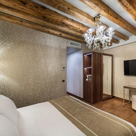 Palazzo San Lorenzo 4*