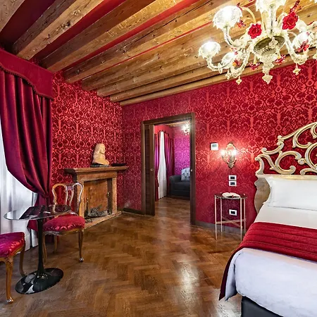 Hotel Palazzo San Lorenzo 4*