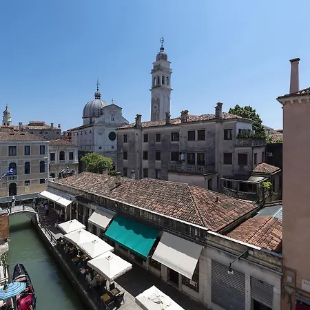 Hotel Palazzo San Lorenzo 4*
