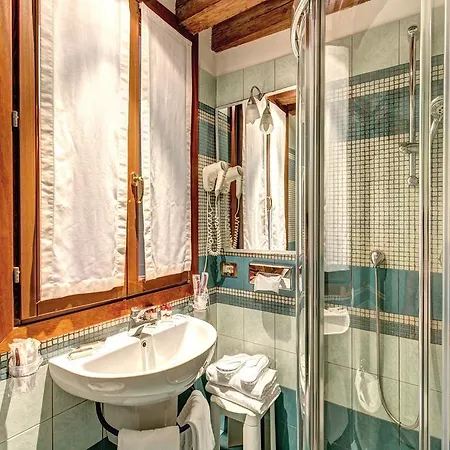 Palazzo La Scala 3* Venice