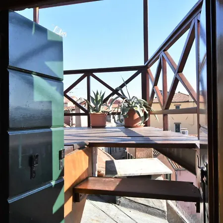Apartment Fondamenta Del Rielo By Interhome Venice
