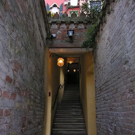 Ca' Centopietre 3* Venice