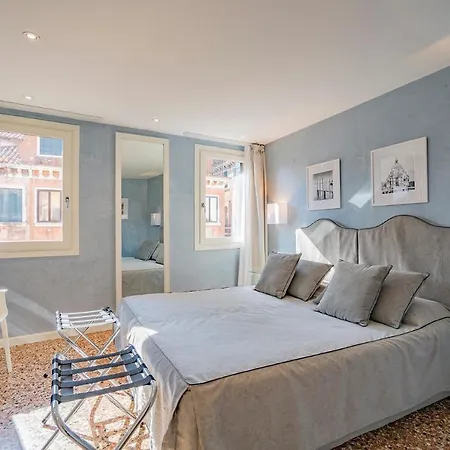 Dimora Sant'andrea Canal View Apartman Velence