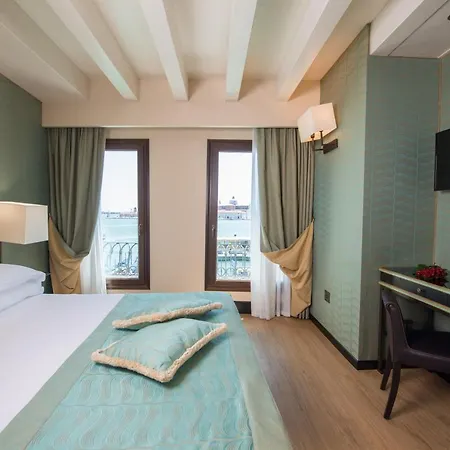 Otel Paganelli 3*