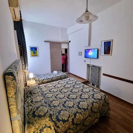 Casa Peron Hotel