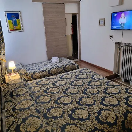 Hotel Casa Peron *