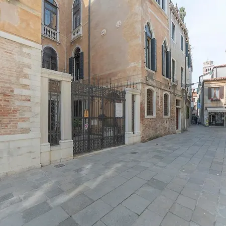 Canal Grande Apartment Venice