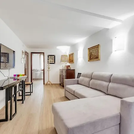Piazza San Marco Cozy X4 Apartment