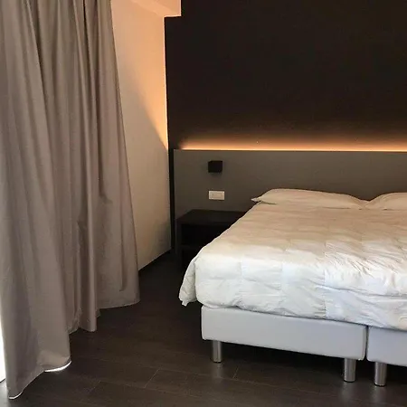 Venice Terminal & Aparthotel Mestre