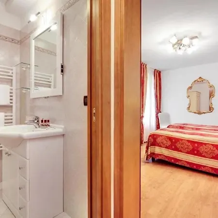 Heart Of Biennale Apartmán *