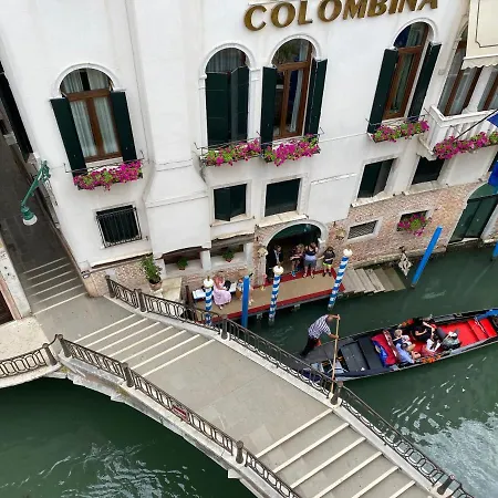 Ca' La Riva Affittacamere 2*