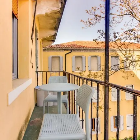 San Vio Dorsoduro Academia By Halldis Apartment Venice