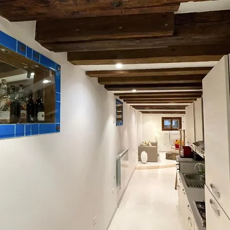 Ca' Dell'ombra Felice - Canal View Apartment