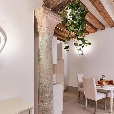 Appartamento [venezia-rialto] Casa Colonna *