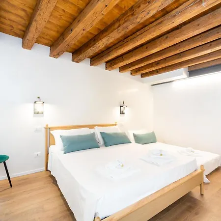 Palazzina Schiavoni * Venezia
