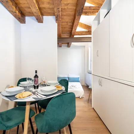 Palazzina Schiavoni * Venedik