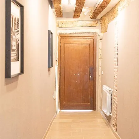 Ca' Leoncino - Canal Front *