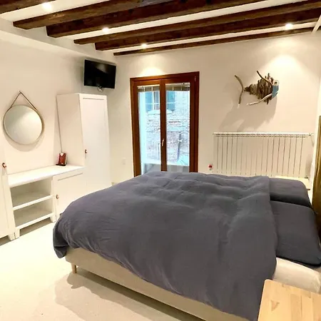 Apartment Ca' Dell'ombra Felice - Canal View Venice