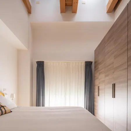 Mazzoni R&r Apartment *