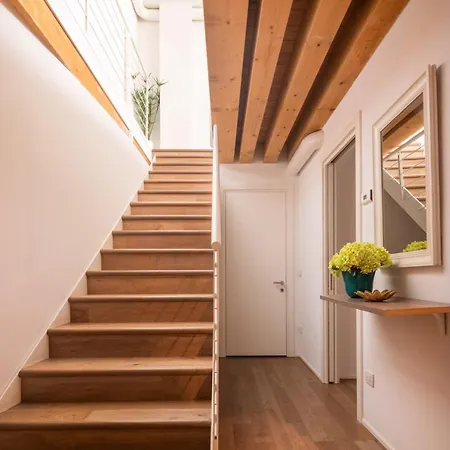 Mazzoni R&r Apartment *