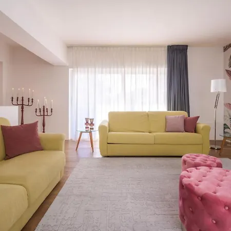 Mazzoni R&r Apartment Venice
