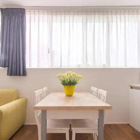 Mazzoni R&r Apartment Venice