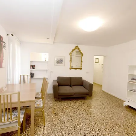 Casa Ai Greci - In Castello