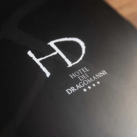 Hotel Dei Dragomanni 4*